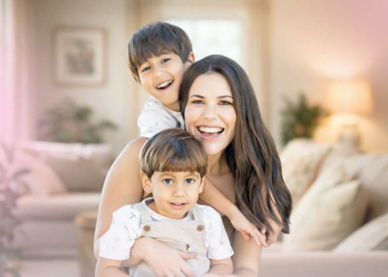 Lorena Furtado com os filhos Francisco e Frederico